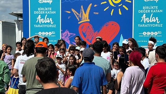 The Walt Disney Company AÇEV Hatay’ın Defne ilçesinde depremden etkilenen çocuklarla çok özel bir etkinliğe imza attı