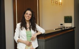 Diş tedavisi korkulu rüya olmaktan çıkıyor, kendileri takıp çıkarabiliyor…