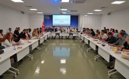 İzmir Büyükşehir Belediyesi Sokakta yaşayan canlar için eylem planı hazırlanıyor