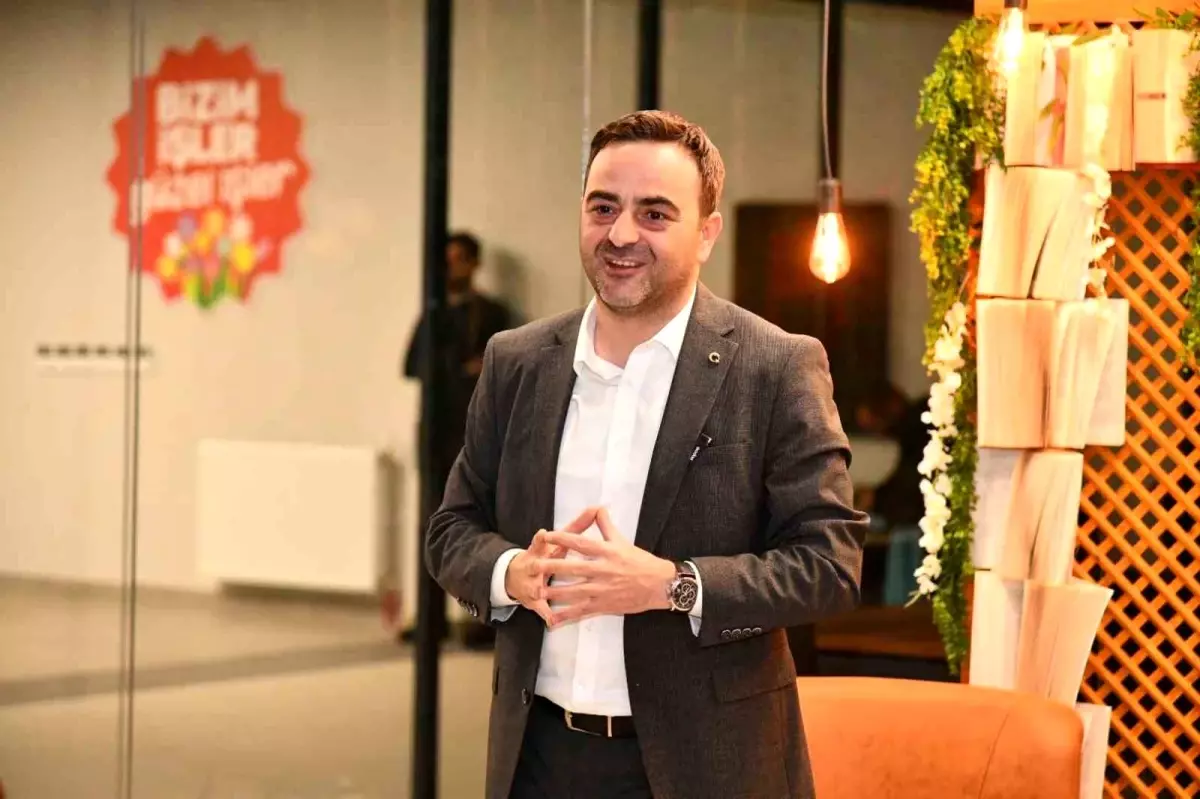Başiskele Belediye Başkanı Yasin Özlü, Gençlerle Buluştu